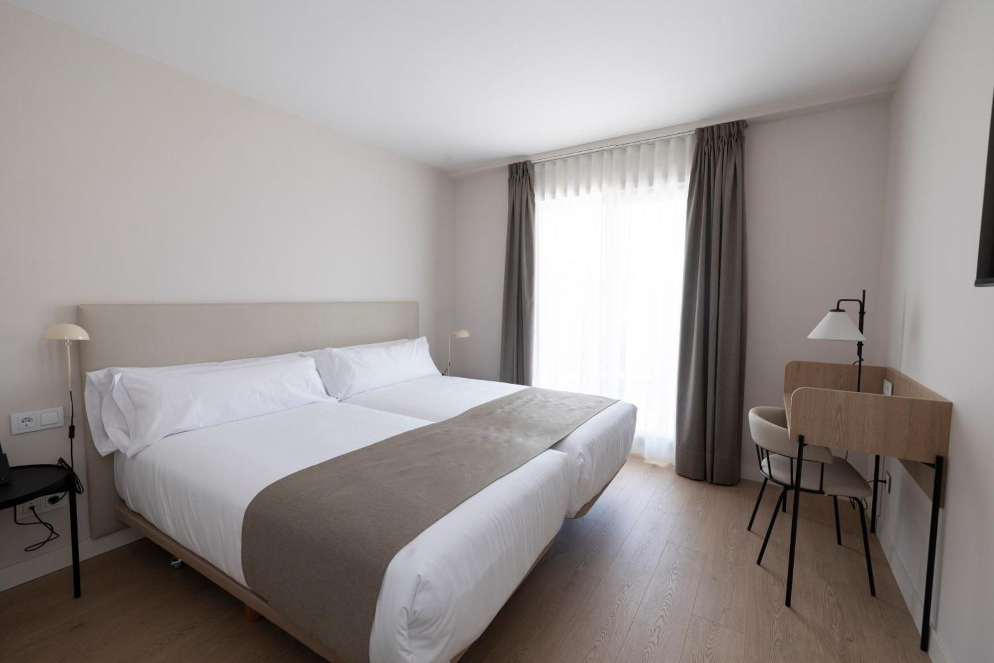 Hotel H4 Cangas 3 Superior Exteriér fotografie