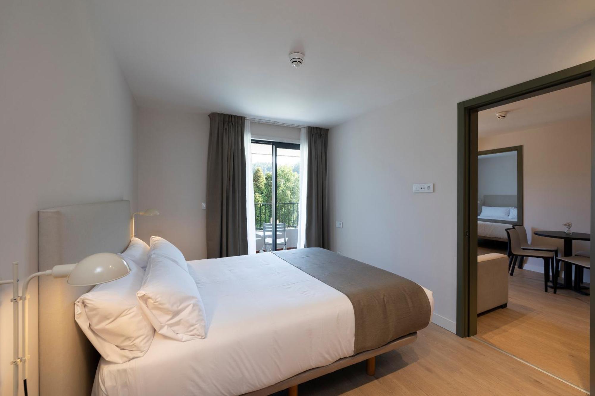 Hotel H4 Cangas 3 Superior Exteriér fotografie